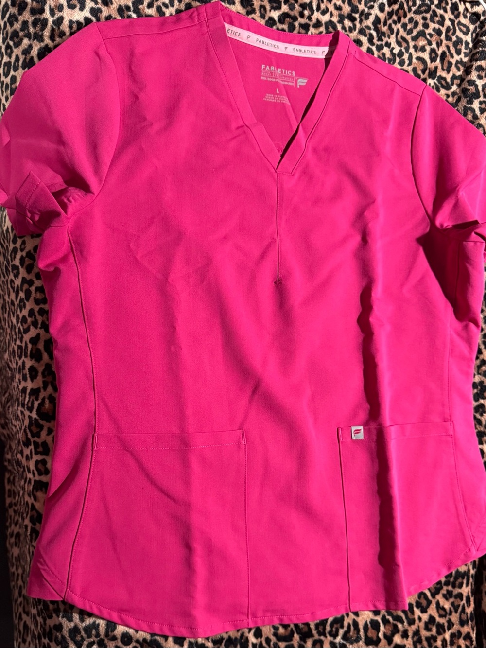Fabletics Pink Scrub Set Size Large – Excellent Condition